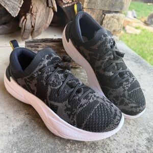 Sorel Women’s Explorer Blitz Stride Sneakers‎ Black/Grey Knit Slip-On Sz-6.  X